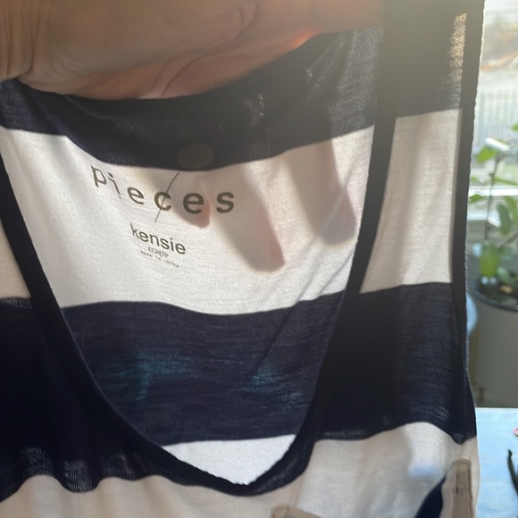 Kensie coverup/lounge - Picture 4 of 6